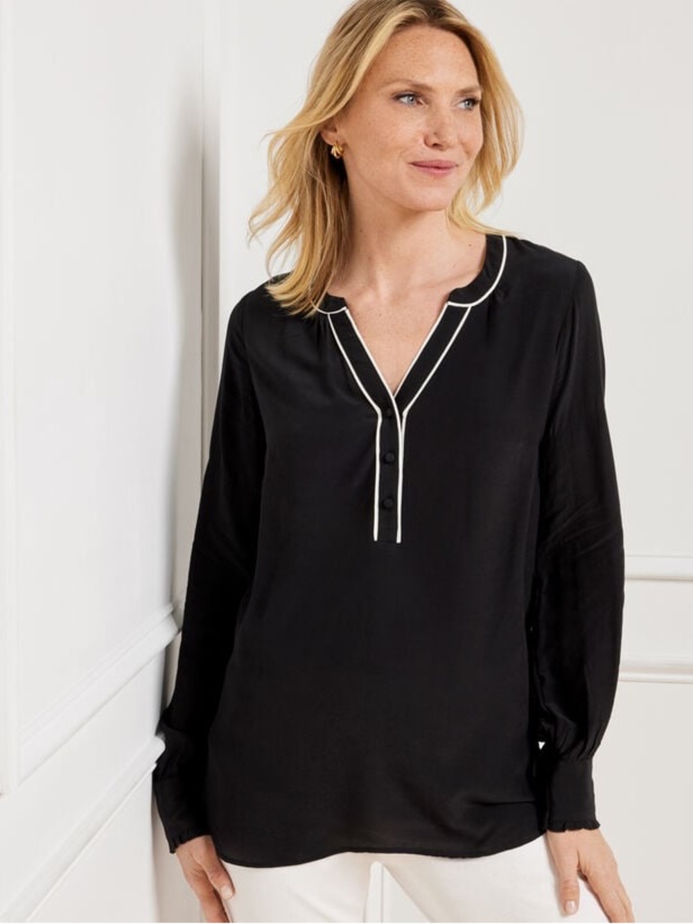 Talbots Black Placket Long Sleeve Blouse with White Piping Size Large